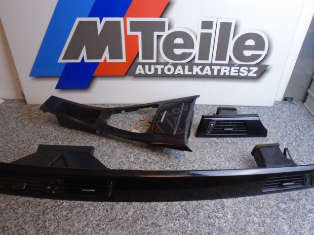 [GYRI BONTOTT] BMW 3-as / E91 dszlc szett "zongora lakk" (bettek